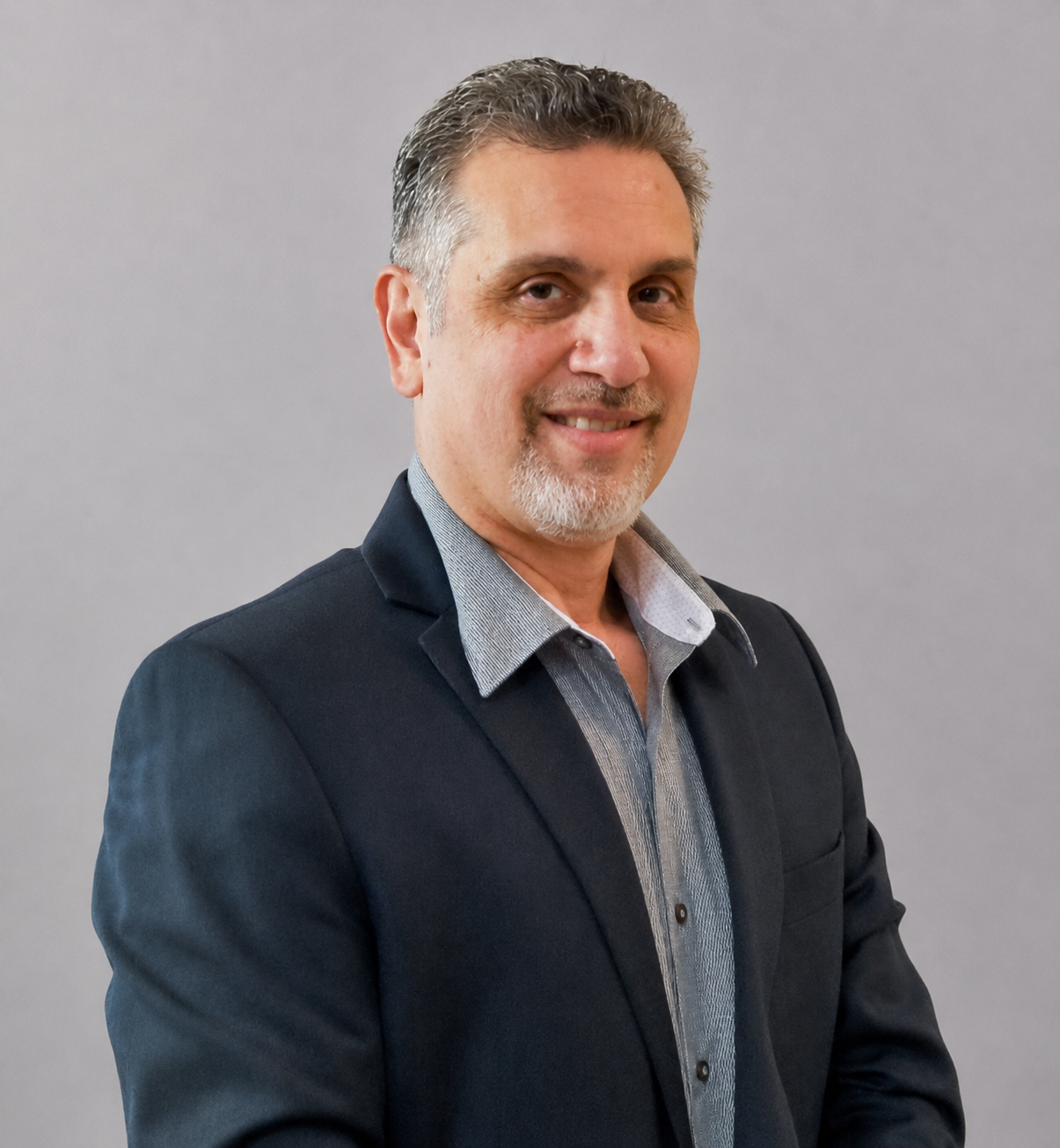 Russ Anduza